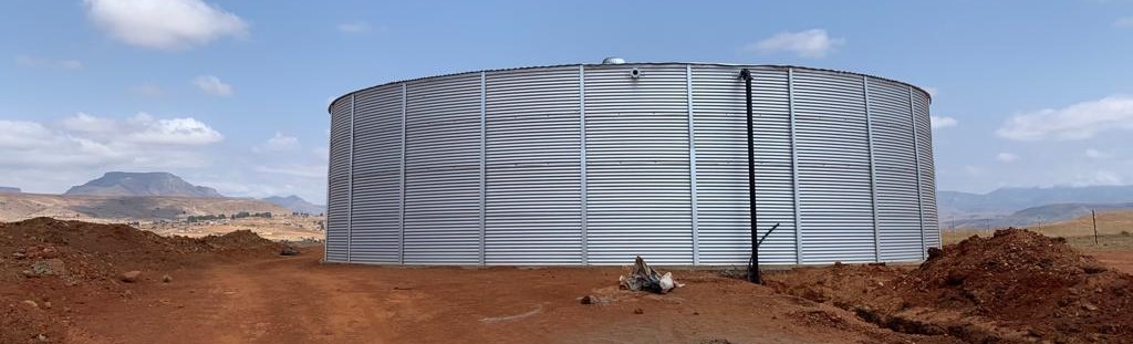 Pressed-steel-tank.jpg 2